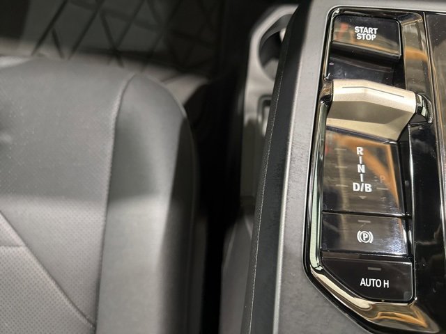 Used 2025 BMW iX xDrive50 w/ Sport Package image 36