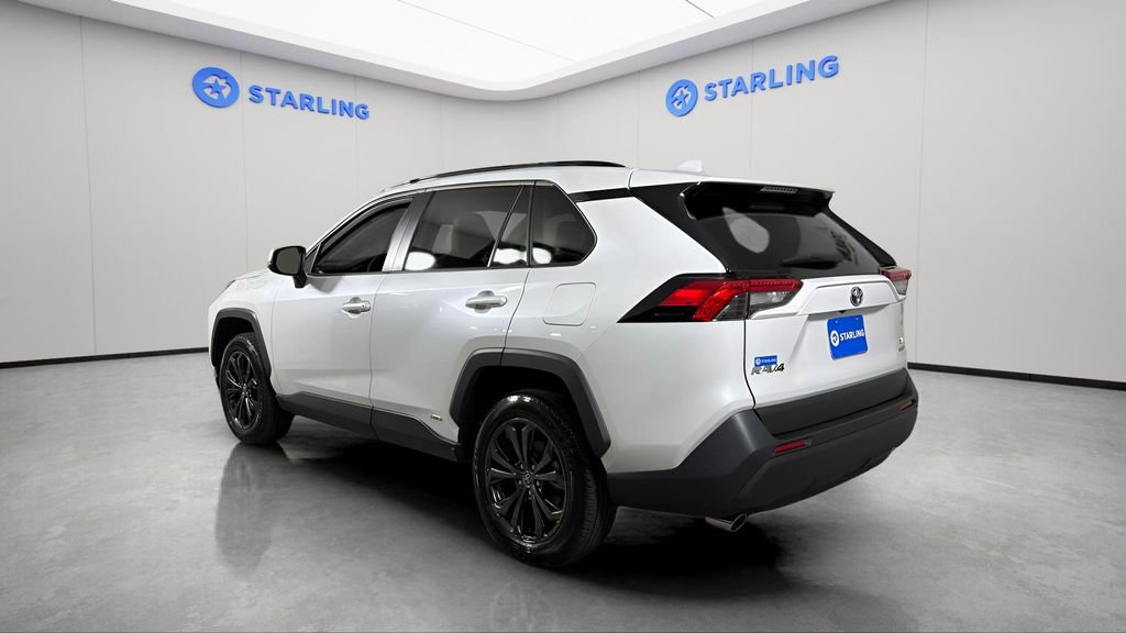 Used 2023 Toyota RAV4 XLE Premium AWD/4WD image 5