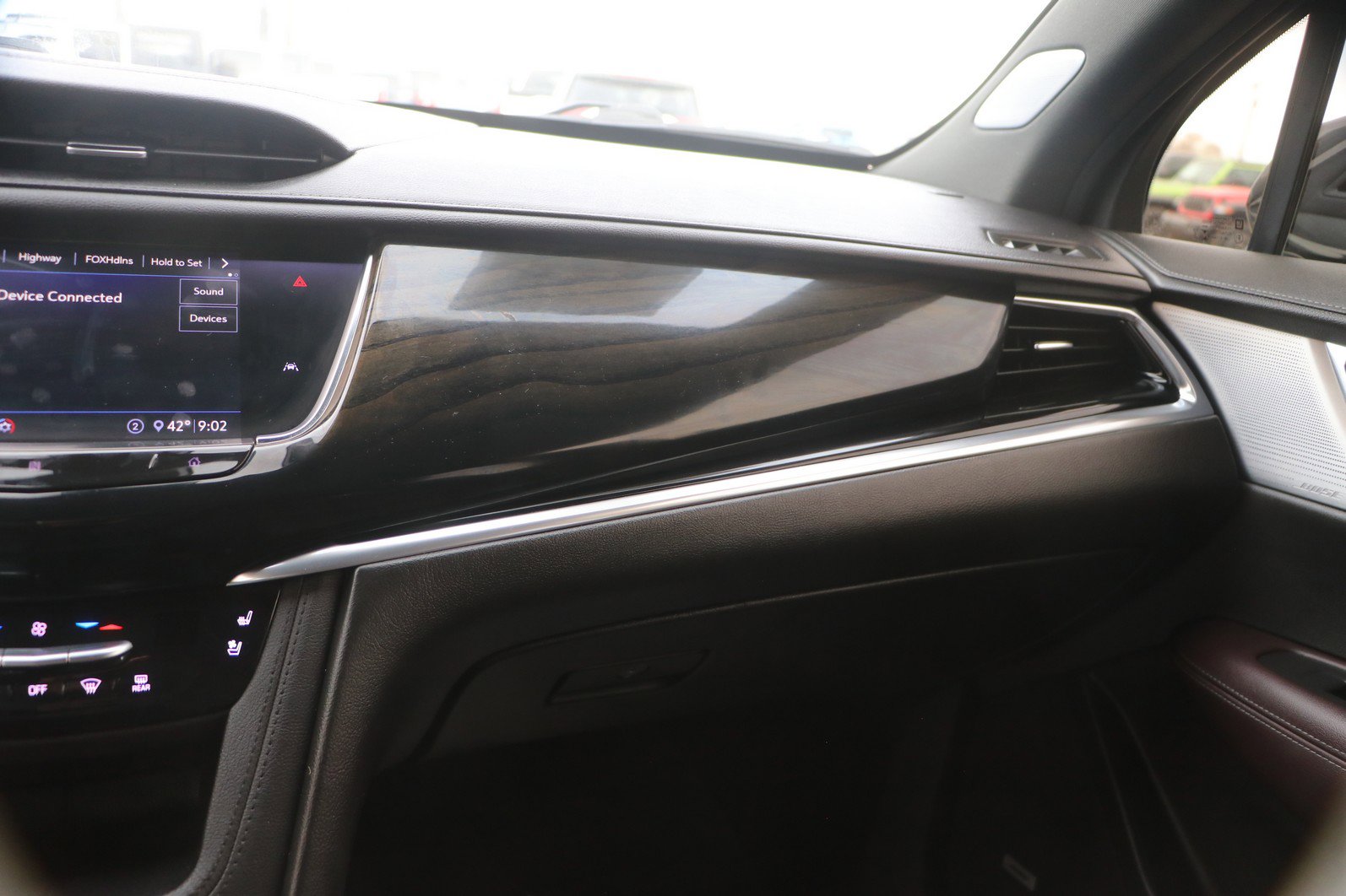 Used 2020 Cadillac XT6 Premium Luxury image 29