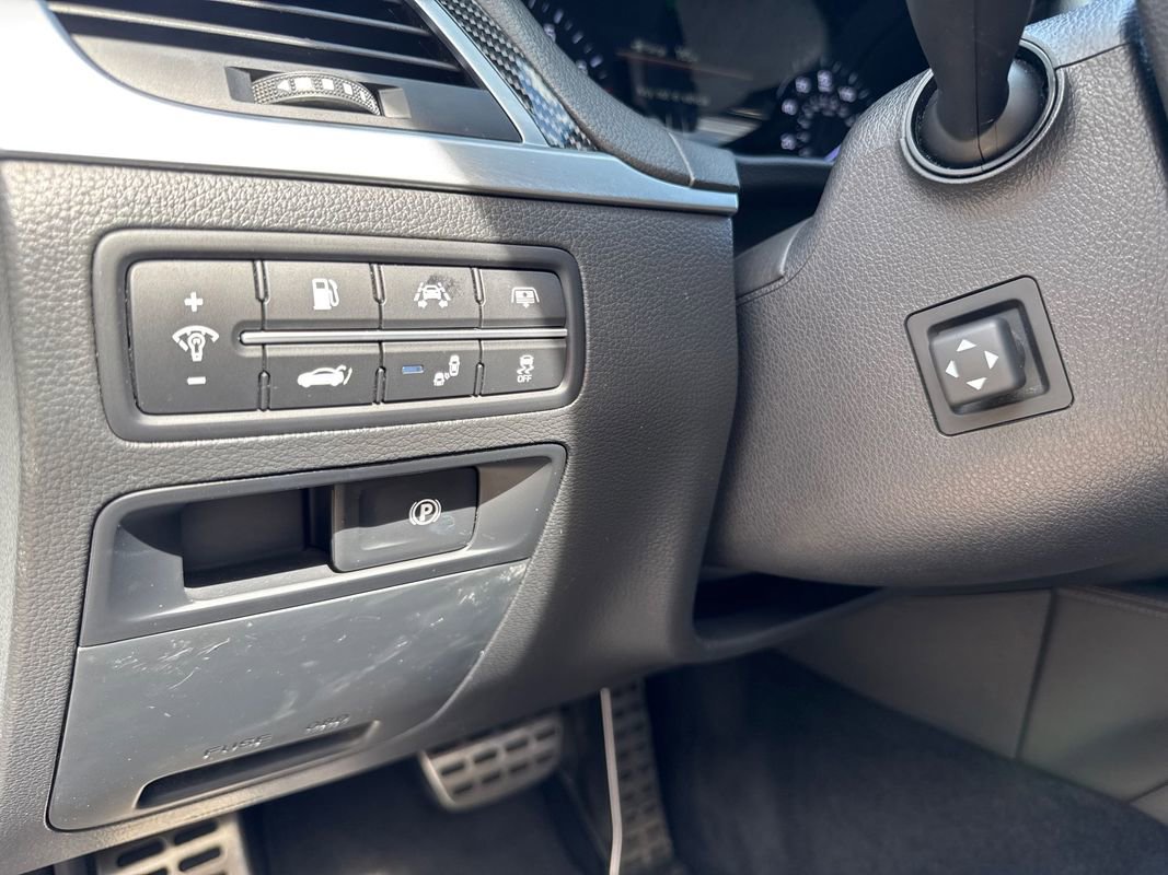 Used 2018 Genesis G80 3.3T Sport image 50