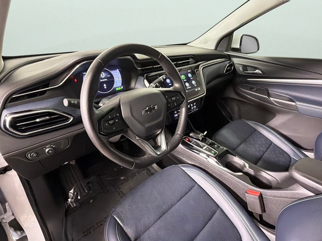 Used 2023 Chevrolet Bolt EUV Premier FWD image 18