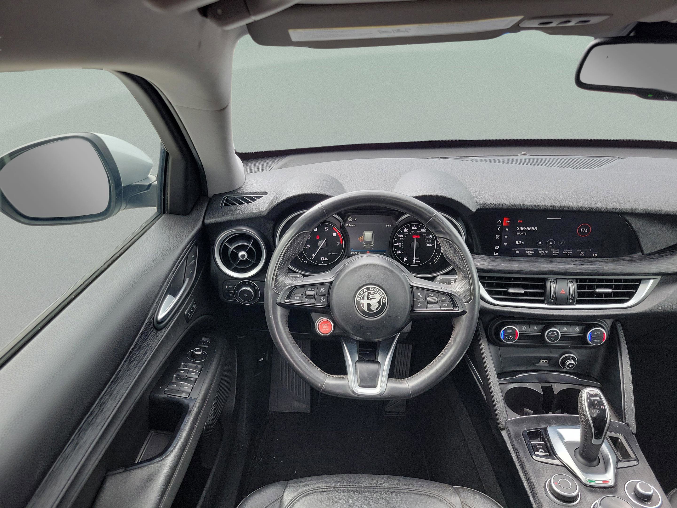 Used 2020 Alfa Romeo Stelvio Sport w/ Quick Order Package 22K Sport RWD image 5