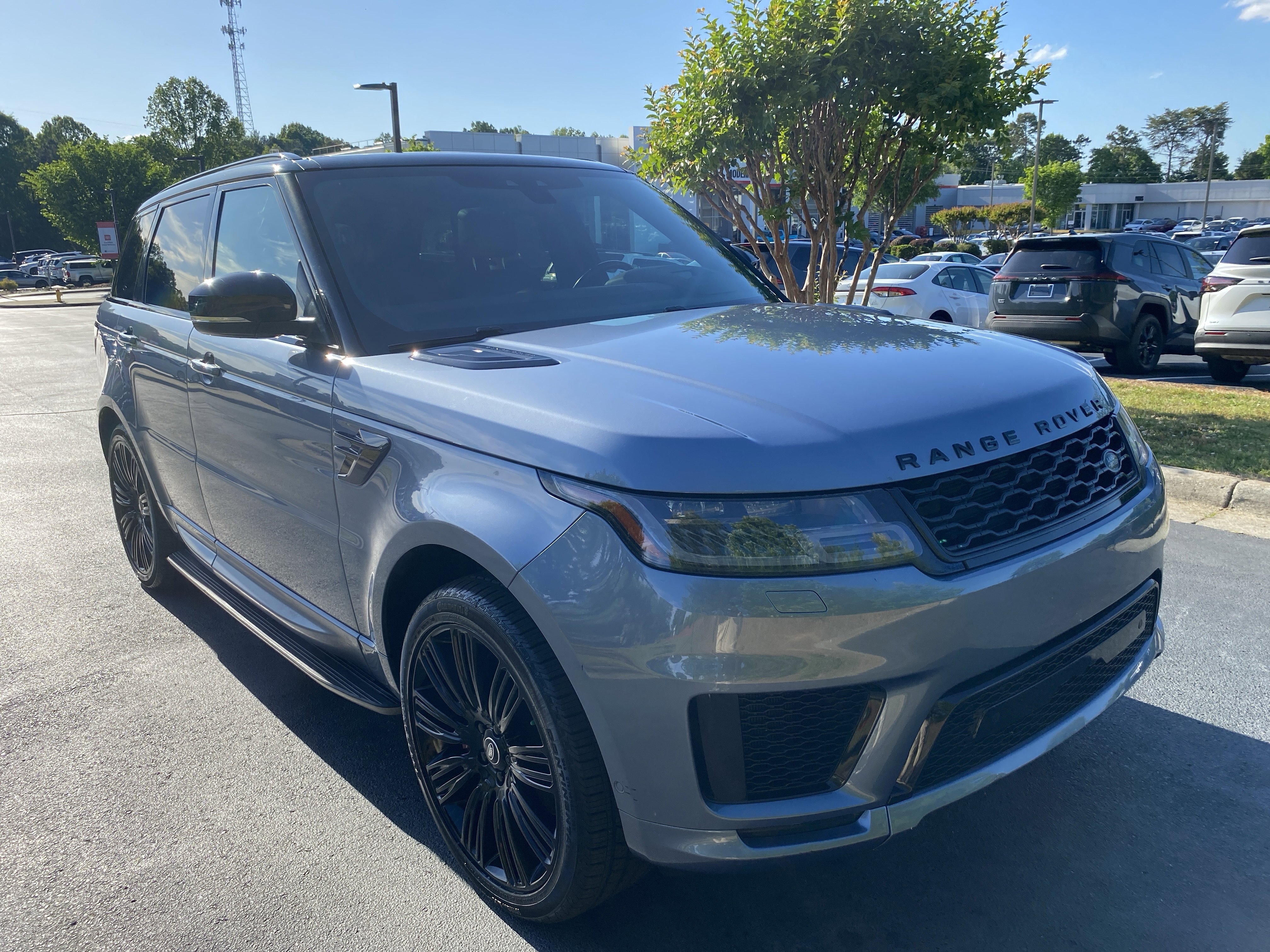 Used 2019 Land Rover Range Rover Sport Supercharged AWD/4WD image 5