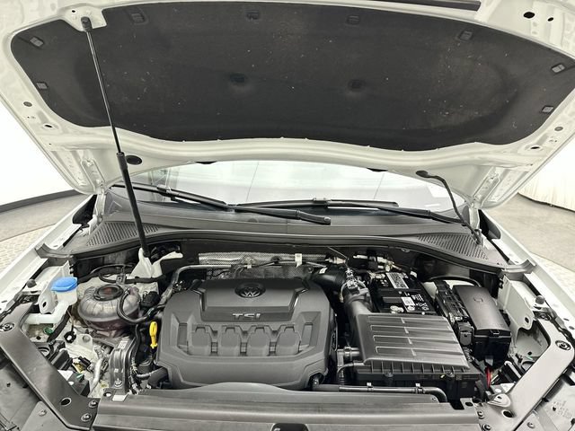 Used 2023 Volkswagen Tiguan SE AWD/4WD image 24