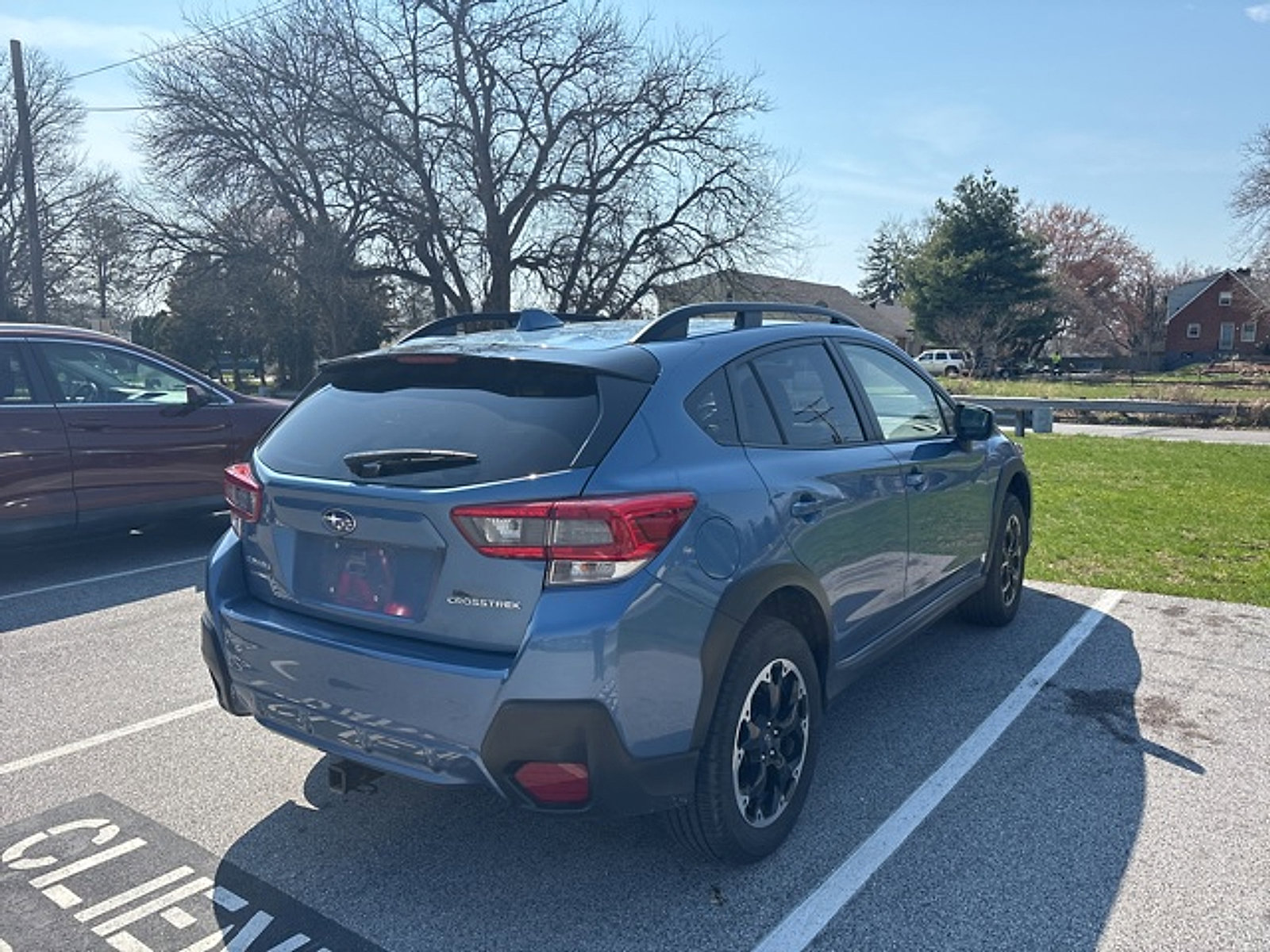 Used 2021 Subaru Crosstrek 2.0i Premium image 4