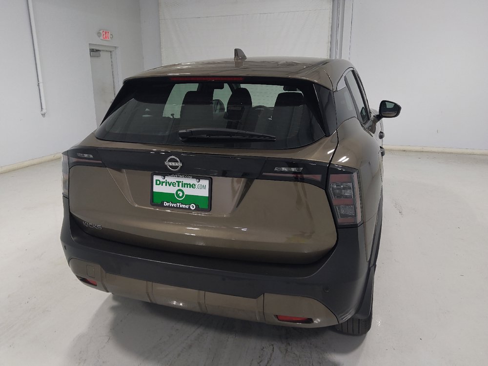 Used 2025 Nissan Kicks S FWD image 7
