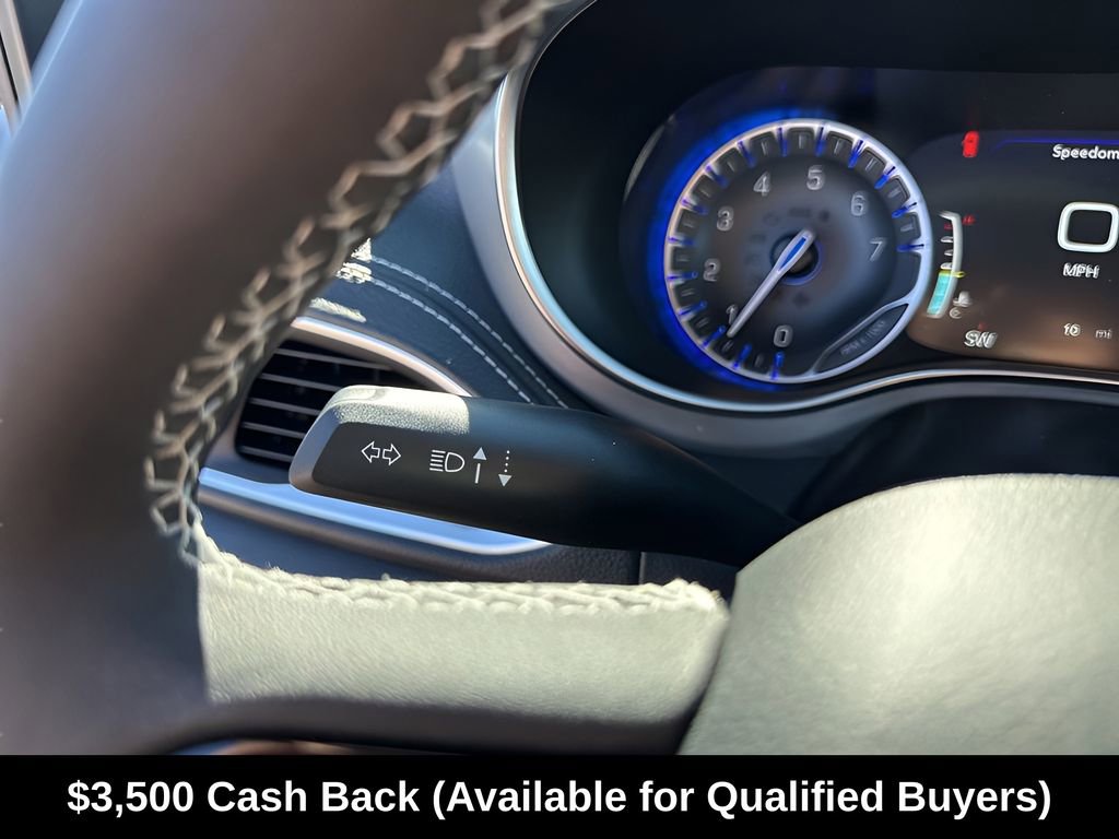 New 2026 Chrysler Pacifica Limited w/ S Appearance Package FWD image 33