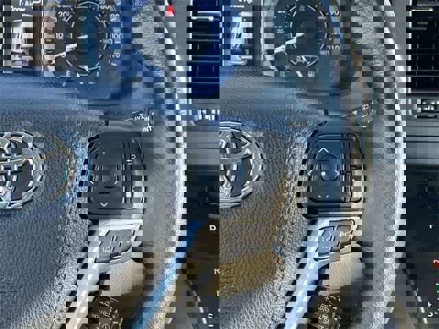 Used 2020 Toyota Sienna XLE image 10