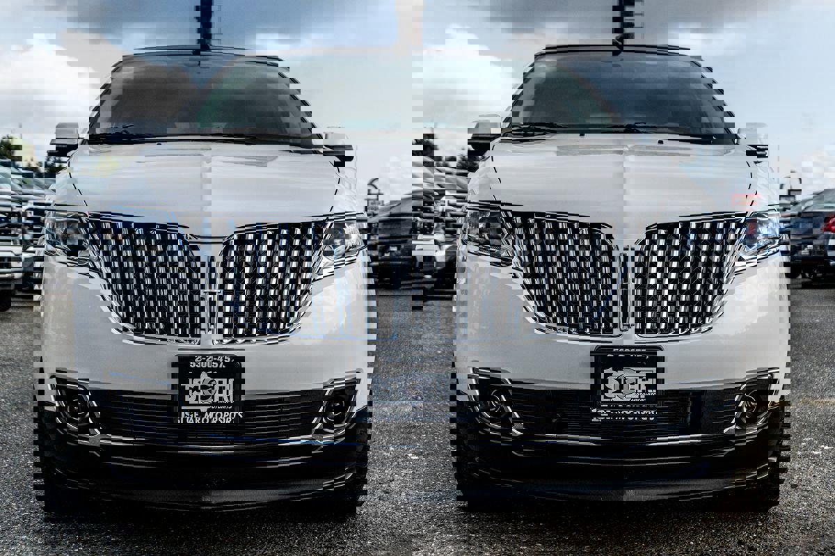 Used 2012 Lincoln MKX AWD image 5