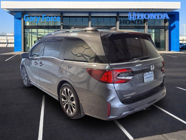 Certified 2025 Honda Odyssey Elite image 3