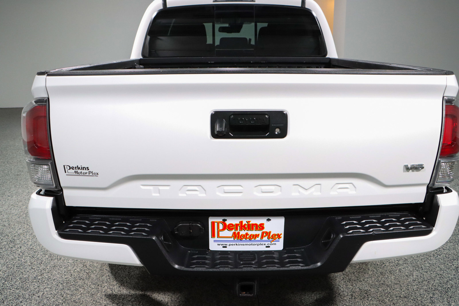 Used 2023 Toyota Tacoma TRD Sport image 8