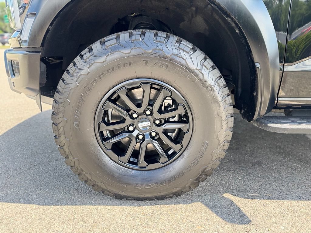 Used 2025 Ford F150 Raptor AWD/4WD image 3