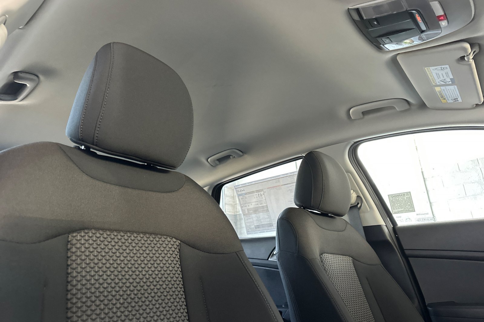 New 2027 Kia Sportage LX FWD image 17