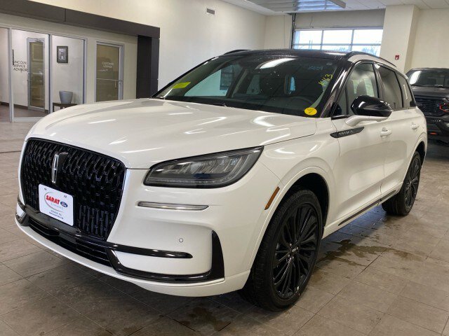 New 2025 Lincoln Corsair AWD image 4