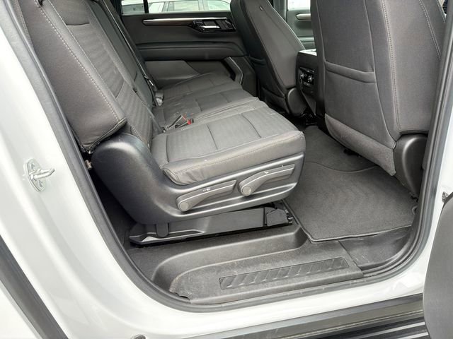 Certified 2025 Chevrolet Suburban LS image 15