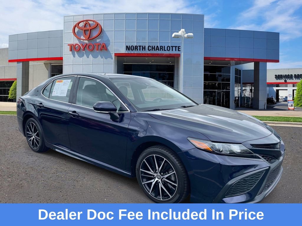 Used 2022 Toyota Camry SE w/ Convenience Package
