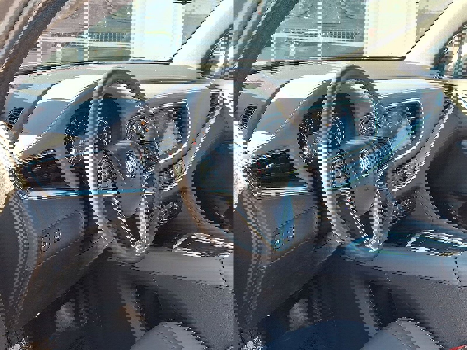 Certified 2024 Buick Enclave Essence w/ Technology Package image 10