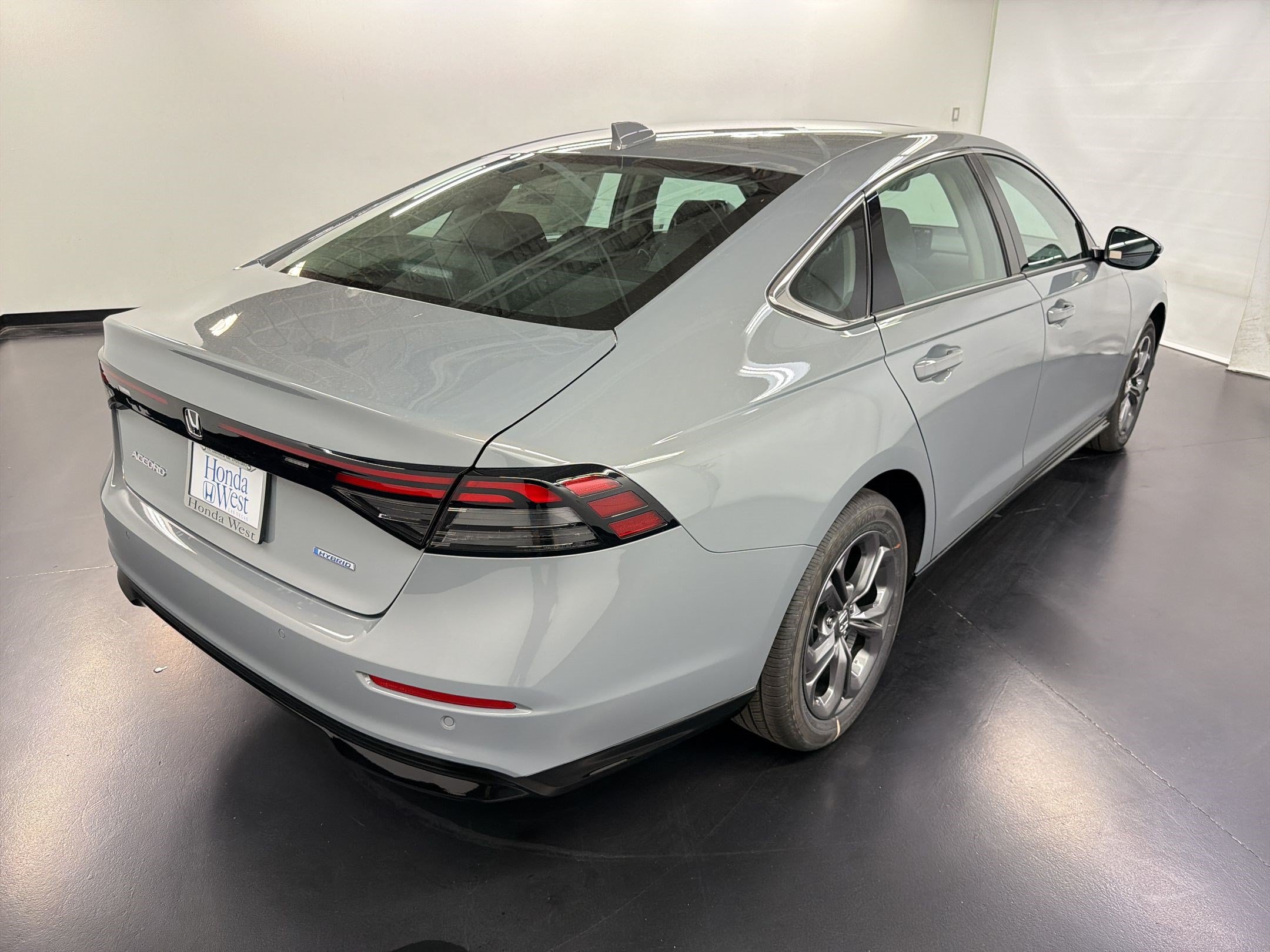 New 2026 Honda Accord EX-L image 9