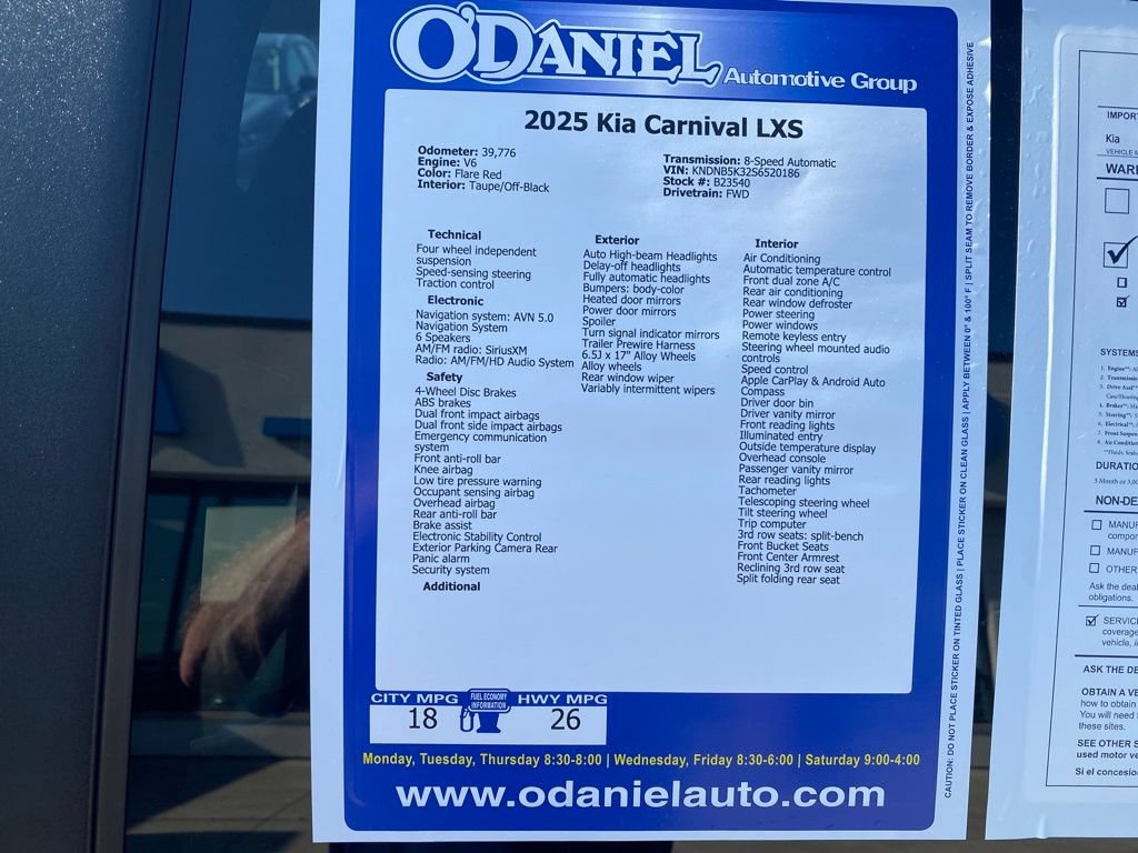 Used 2025 Kia Carnival FWD image 25