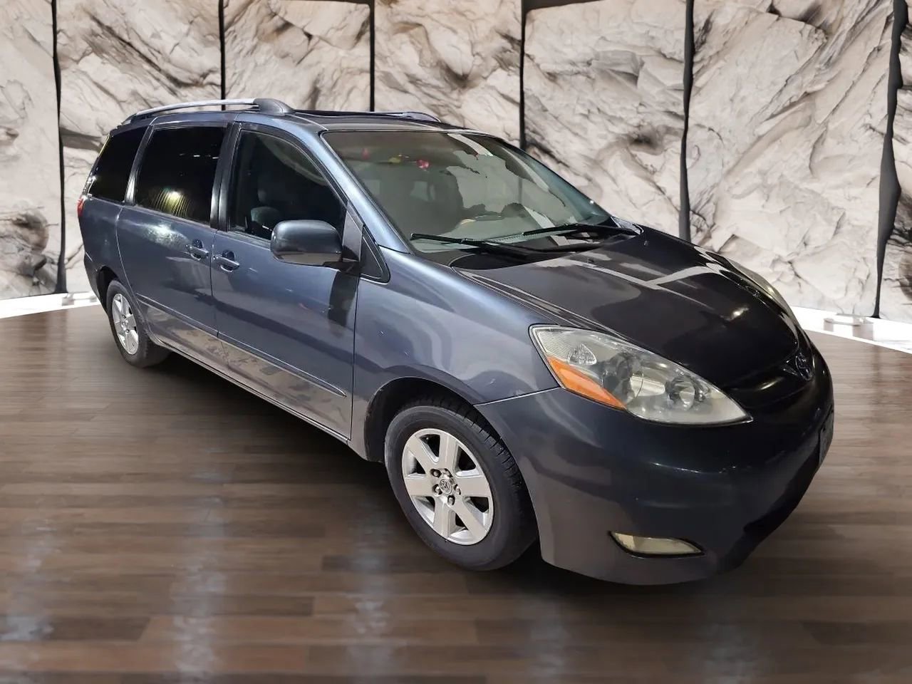 Used 2008 Toyota Sienna XLE Limited image 8