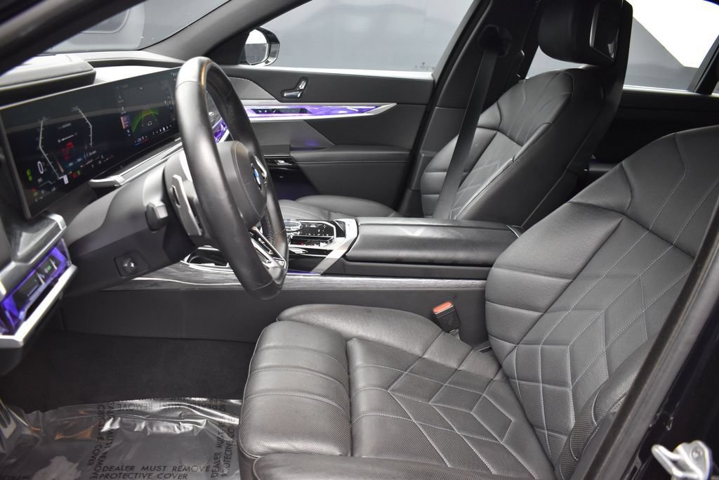 Used 2025 BMW 740i xDrive AWD/4WD image 20