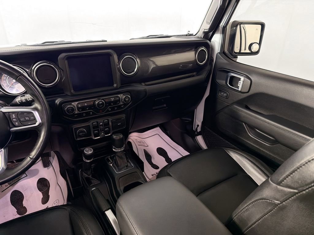 Used 2021 Jeep Wrangler Unlimited Sahara image 23