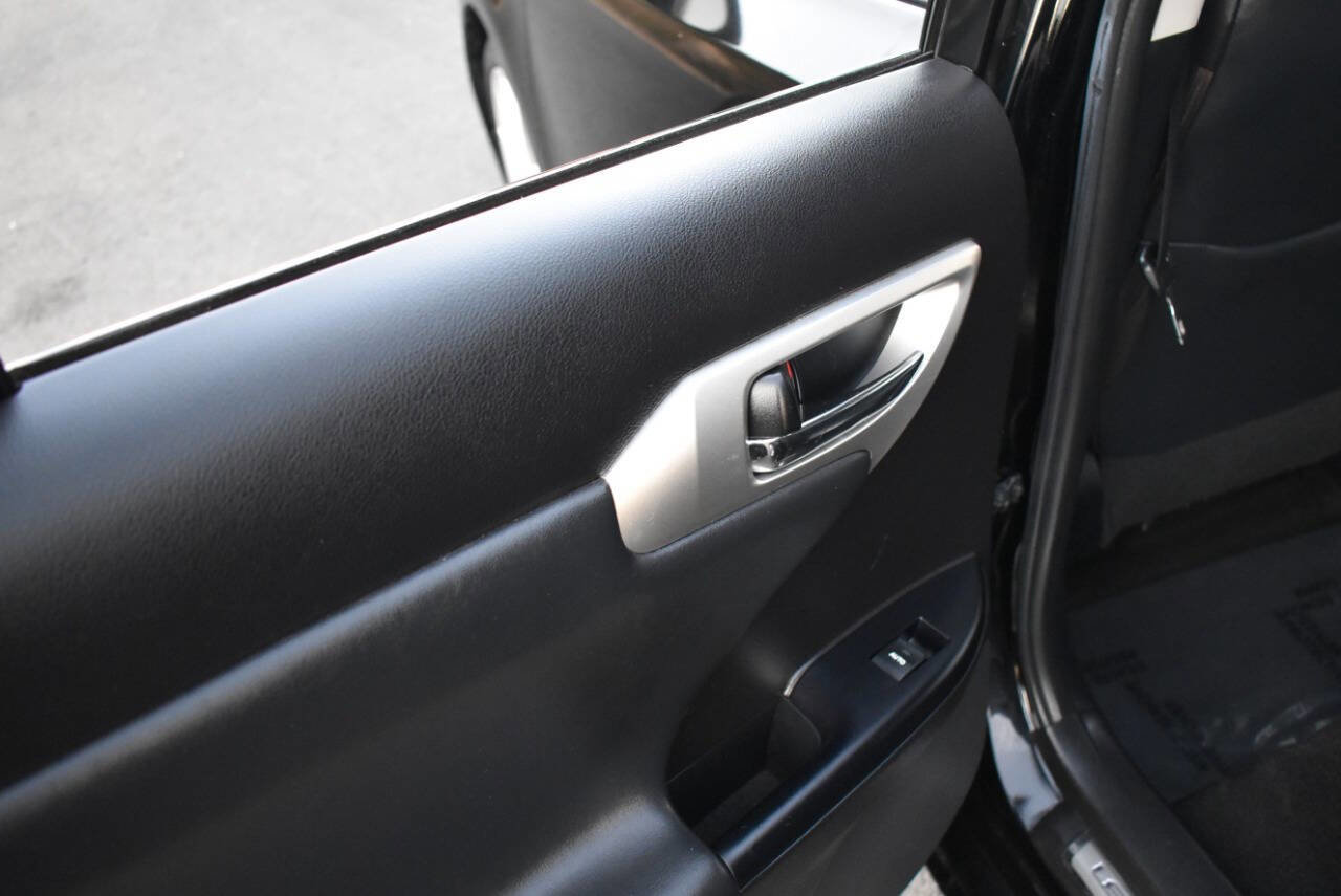 Used 2013 Lexus CT 200h image 43