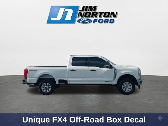 Used 2023 Ford F250 XLT w/ FX4 Off-Road Package AWD/4WD image 12