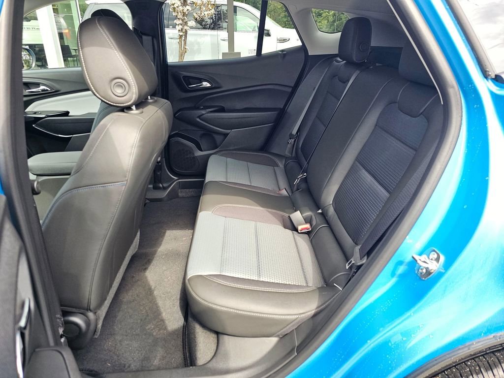 Used 2026 Chevrolet Trax LT w/ Driver Confidence Package FWD image 16