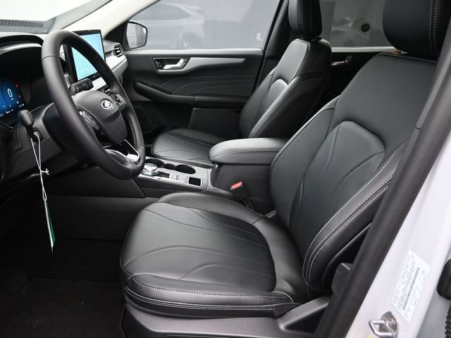 New 2025 Ford Escape SE w/ PHEV Premium Package FWD image 24