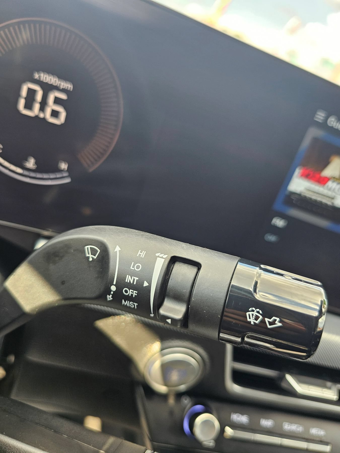 Used 2025 Hyundai Sonata SEL FWD image 21