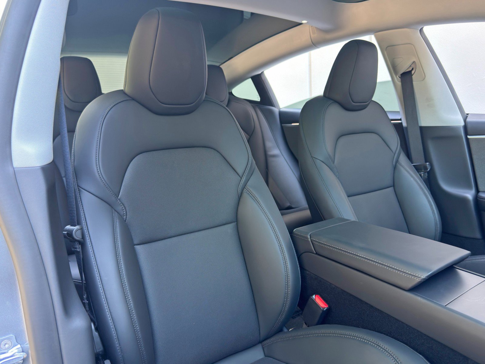 Used 2025 Tesla Model 3 Long Range RWD image 43
