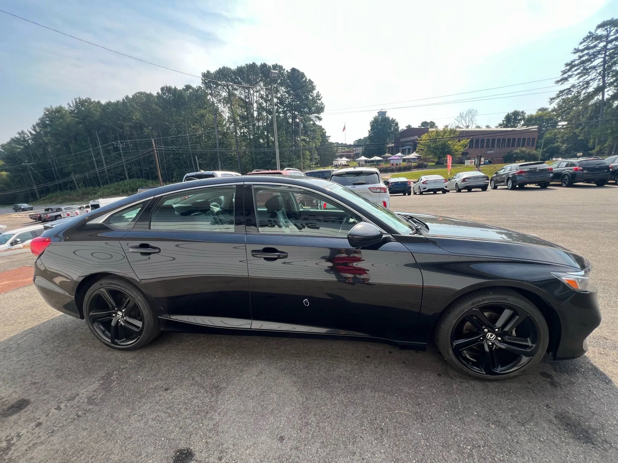 Used 2019 Honda Accord LX image 6