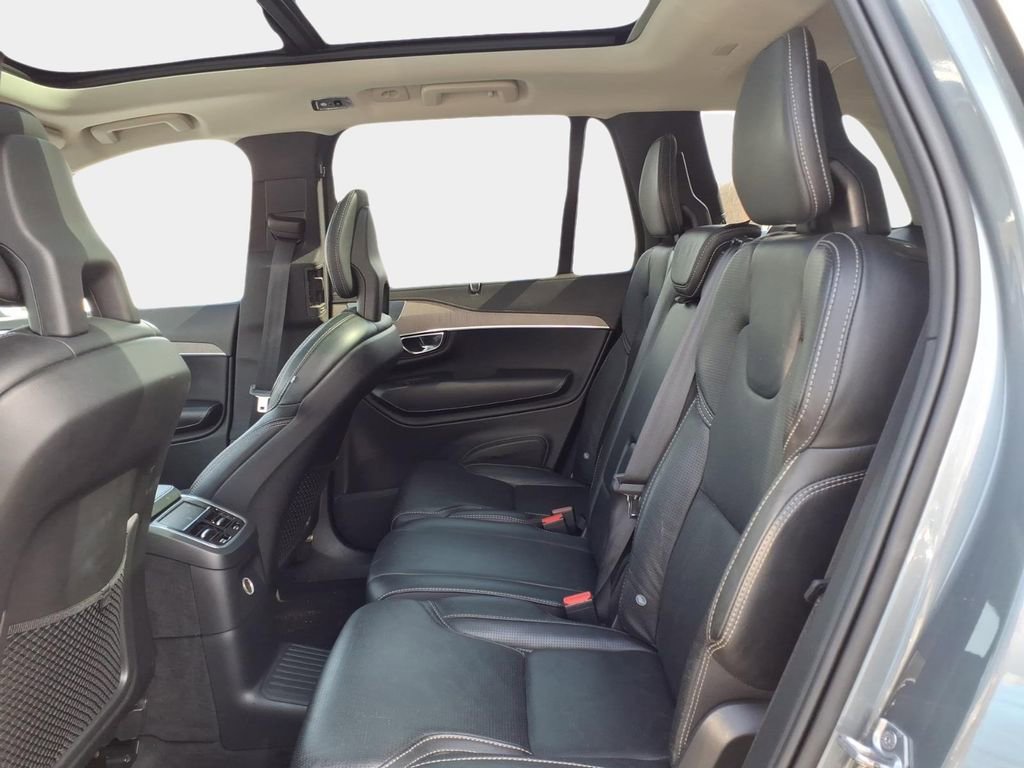 Used 2020 Volvo XC90 T8 Inscription image 16