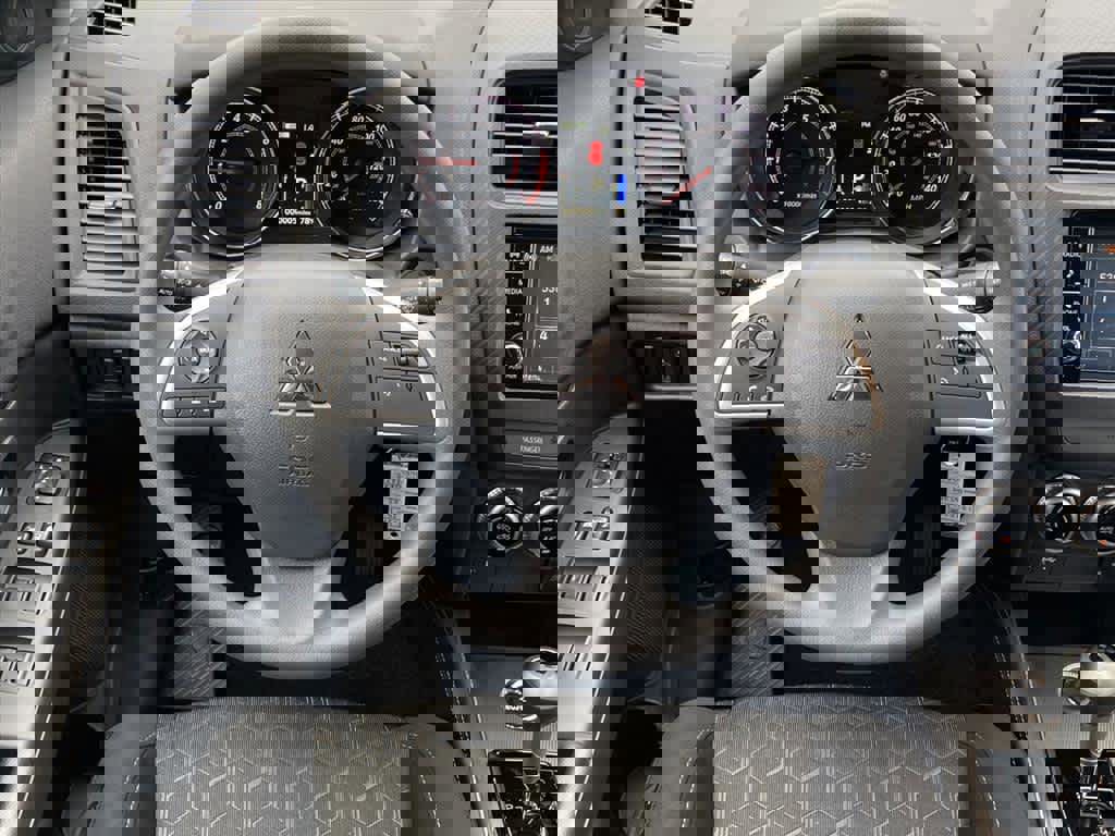 New 2025 Mitsubishi Outlander Sport ES image 5