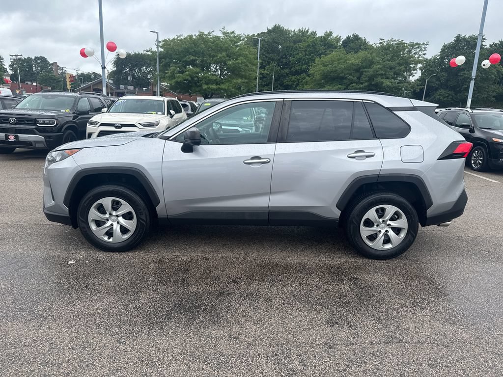 Used 2019 Toyota RAV4 LE w/ All Weather Liner Package AWD/4WD image 4