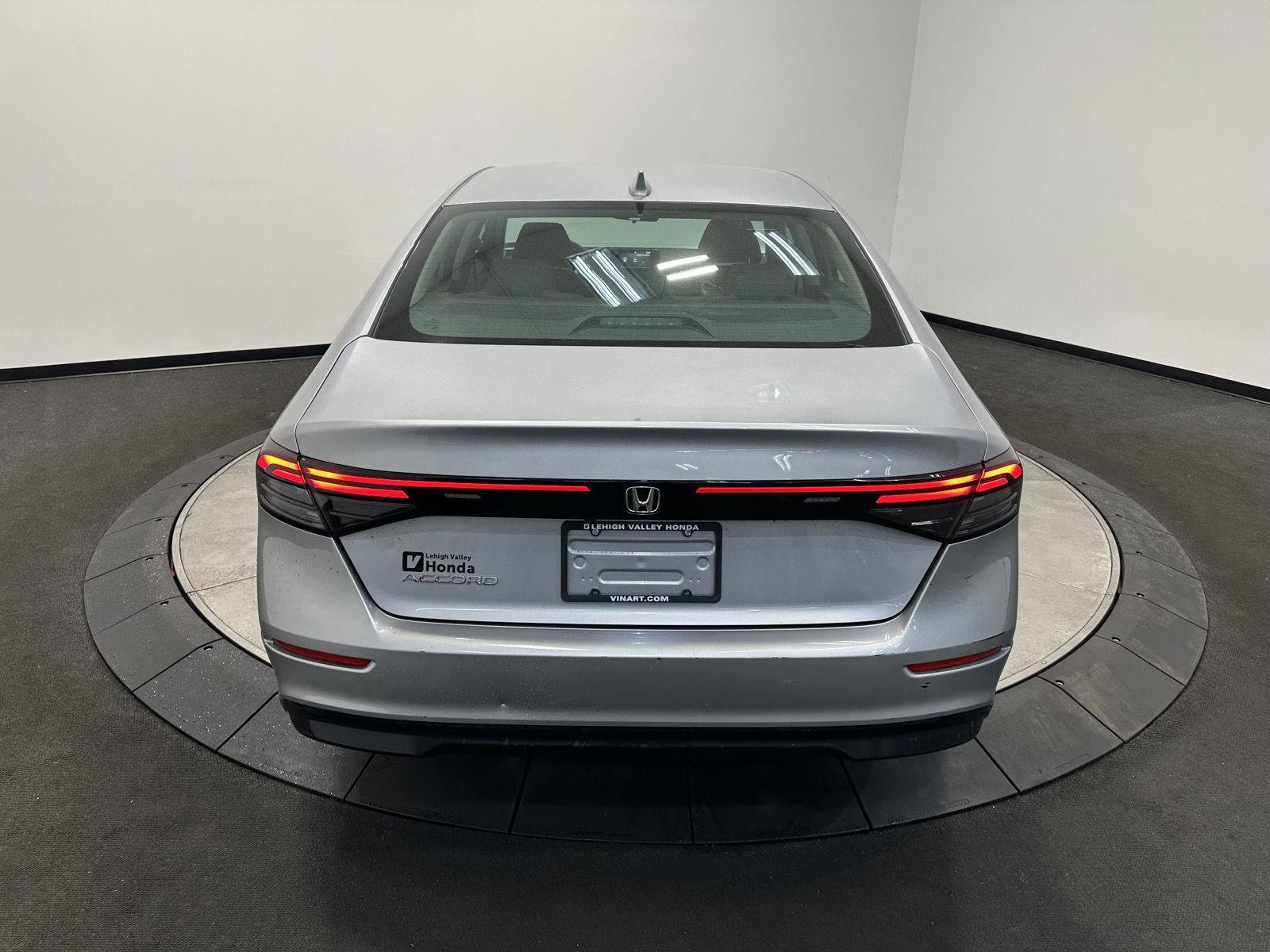 Certified 2023 Honda Accord EX image 5