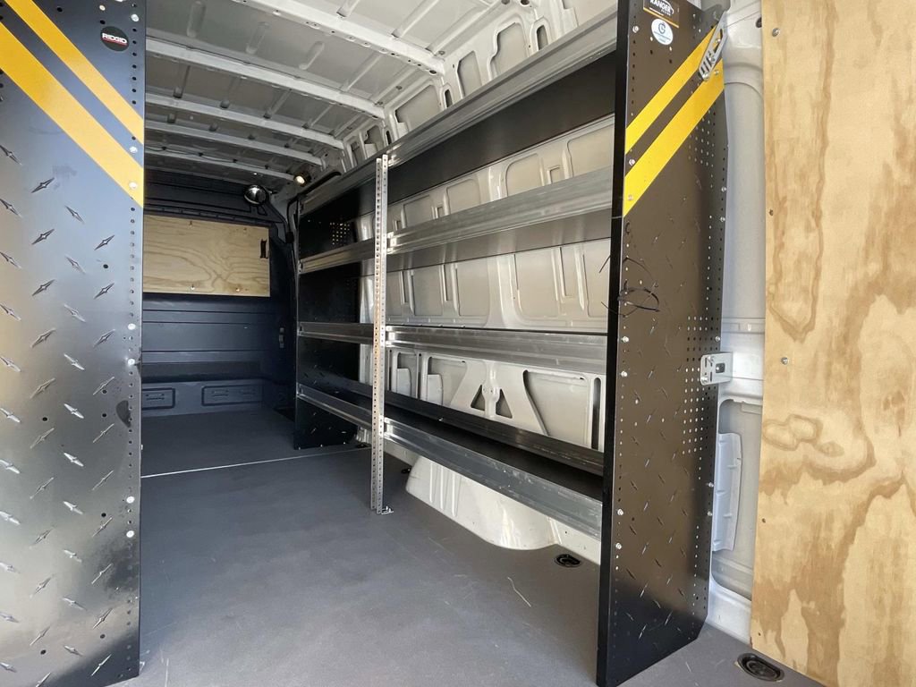 Used 2023 Mercedes-Benz Sprinter 2500 image 14