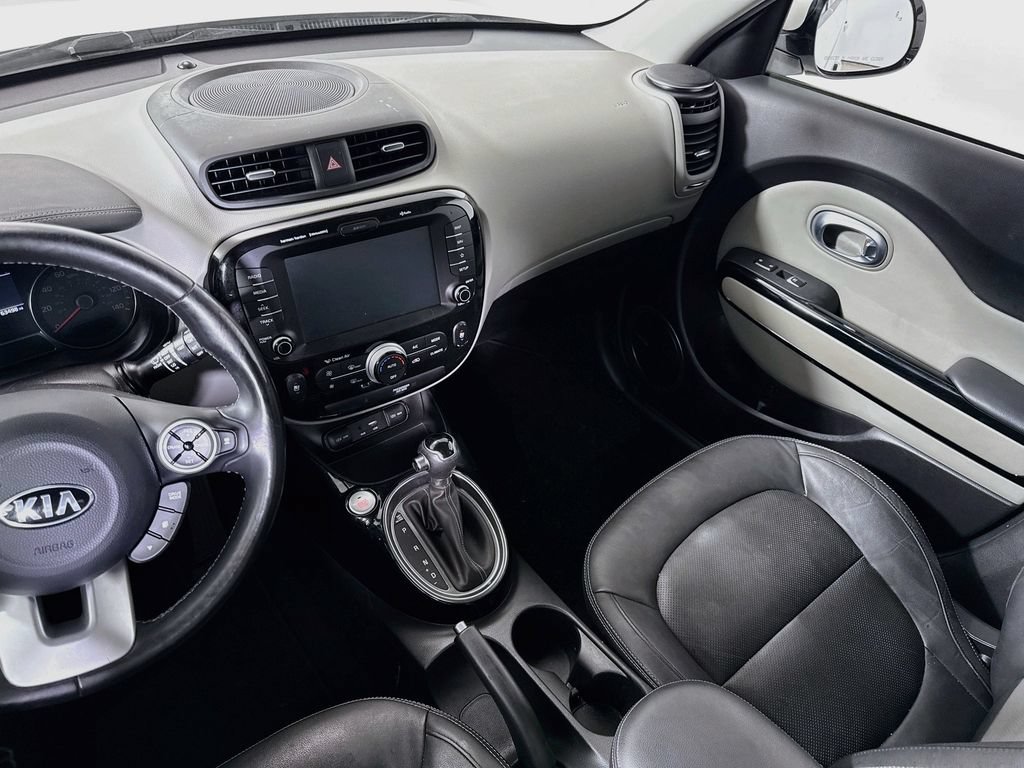 Used 2018 Kia Soul + w/ + Primo LIT Package FWD image 21