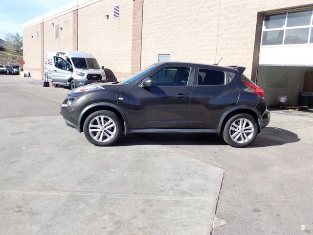 Used 2011 Nissan Juke SL FWD image 12