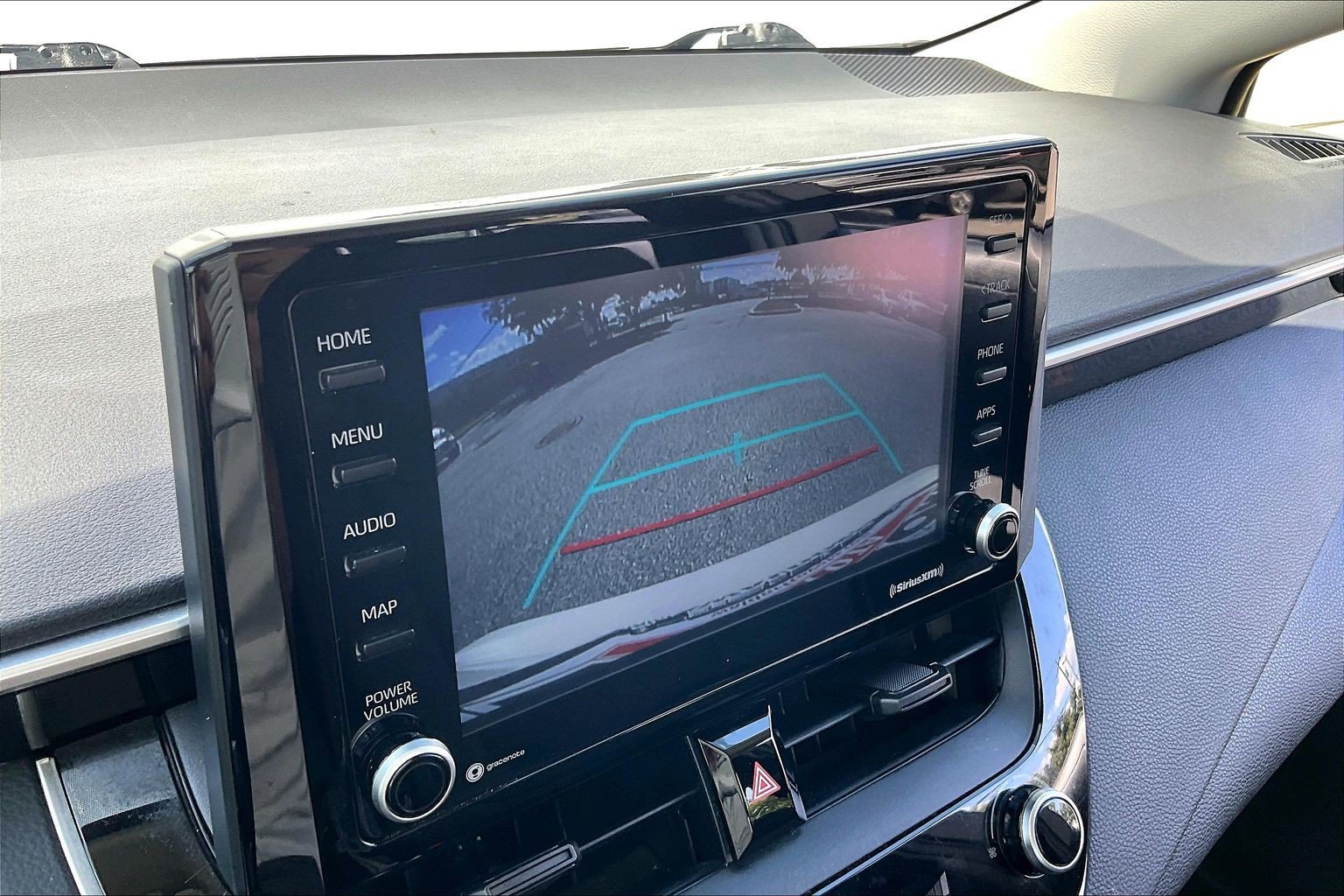 Used 2022 Toyota Corolla LE FWD image 25