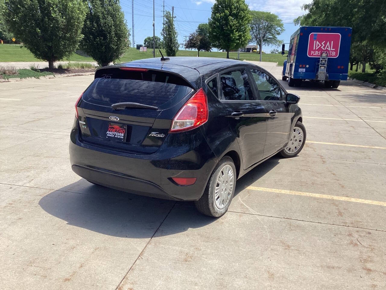 Used 2014 Ford Fiesta SE FWD image 4