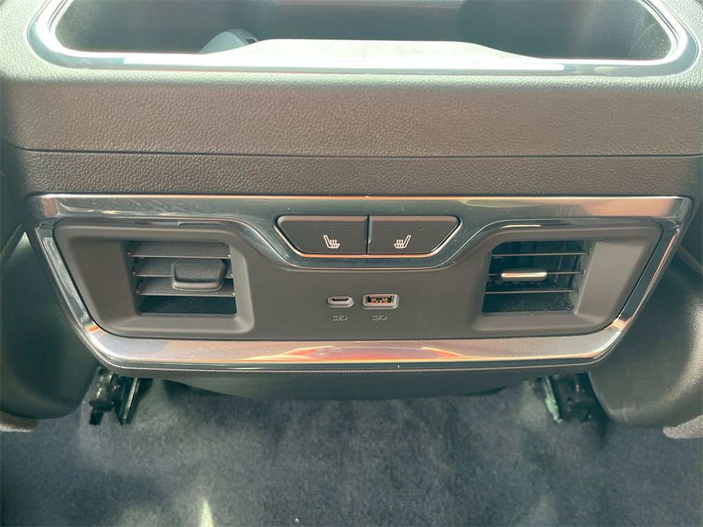 New 2025 GMC Sierra 2500 Denali w/ Denali Reserve Package image 37