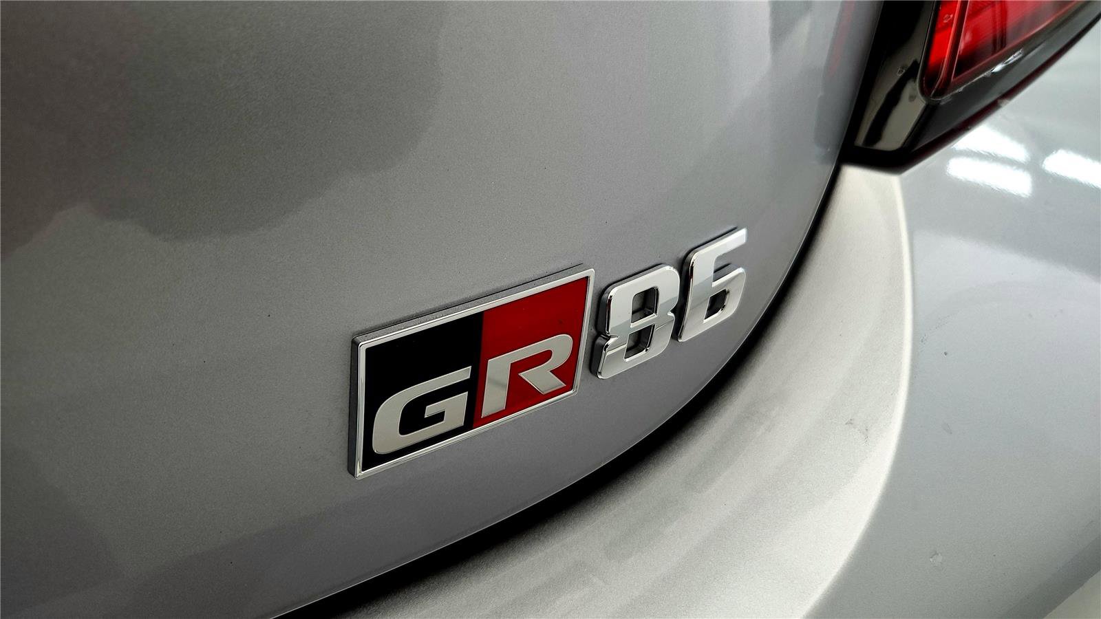 Certified 2025 Toyota GR86 w/ ALL Weather Mat Package (TMS) image 13