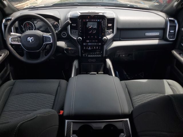 New 2026 RAM 2500 Big Horn AWD/4WD image 17