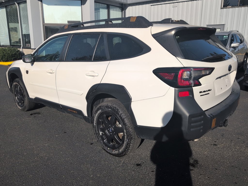 Certified 2025 Subaru Outback Wilderness AWD/4WD image 8