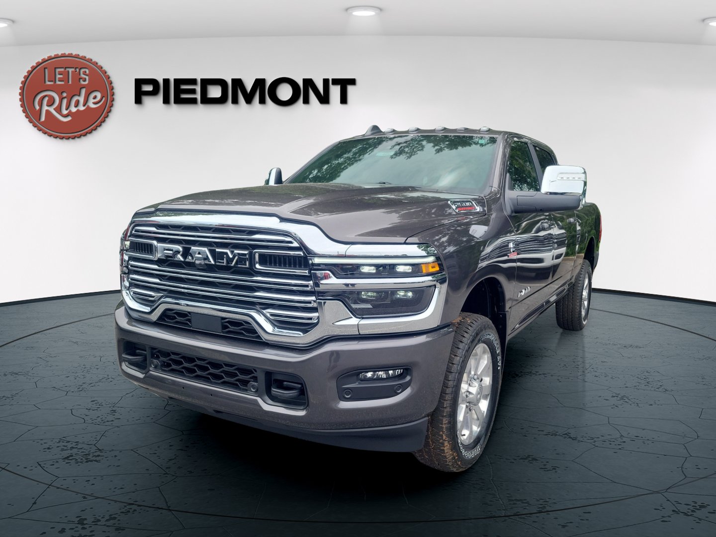New 2026 RAM 2500 Laramie AWD/4WD image 1