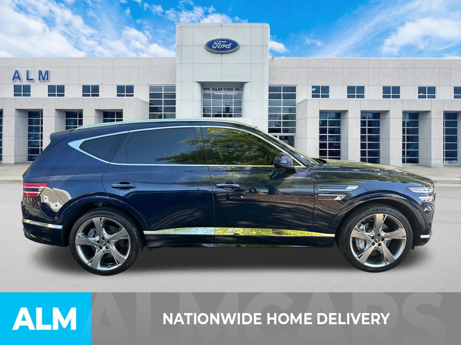 Used 2023 Genesis GV80 2.5T w/ Prestige Package image 4