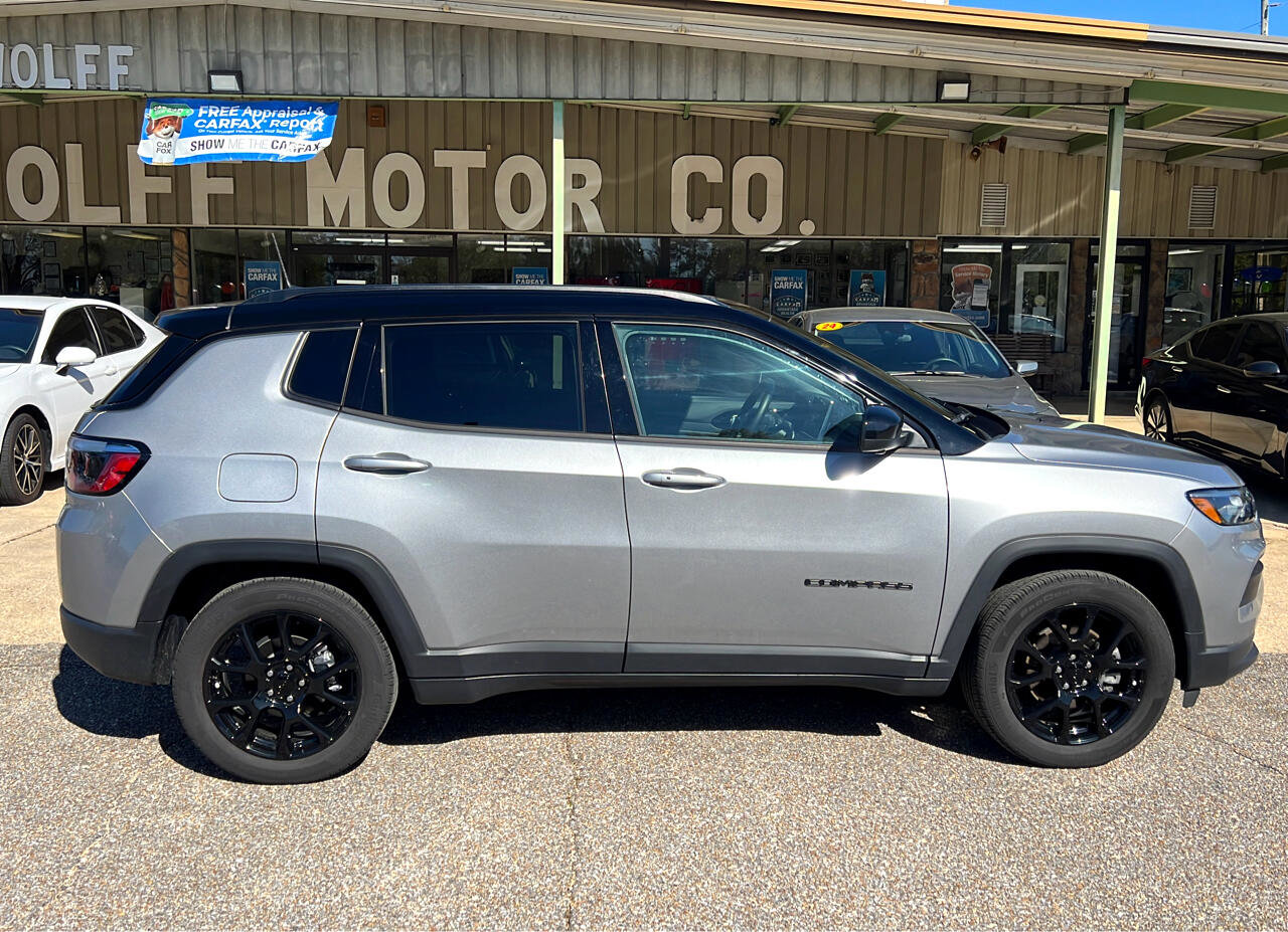 Used 2022 Jeep Compass Latitude w/ Sun and Sound Group image 7