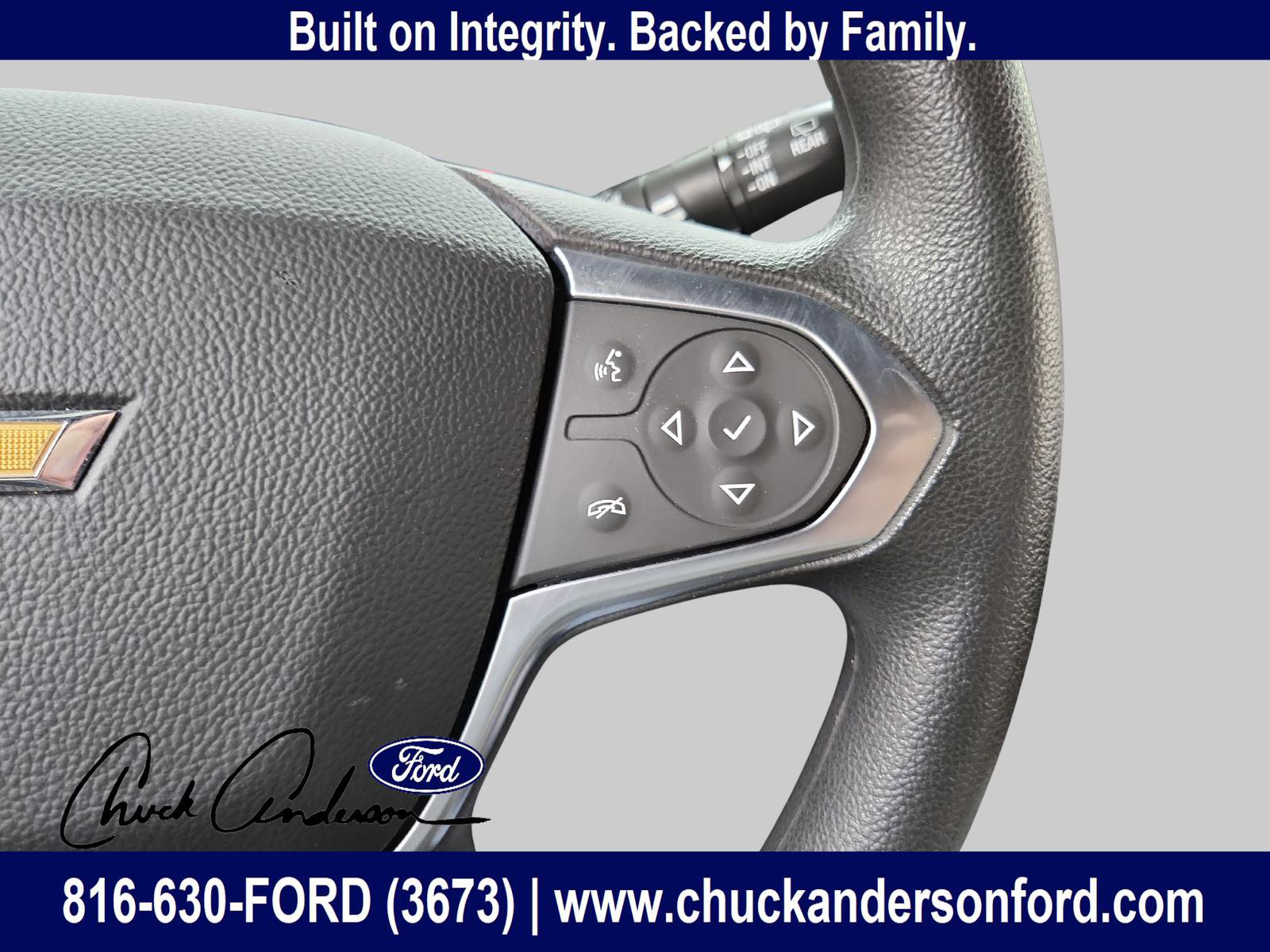 Used 2023 Chevrolet Traverse LS image 27